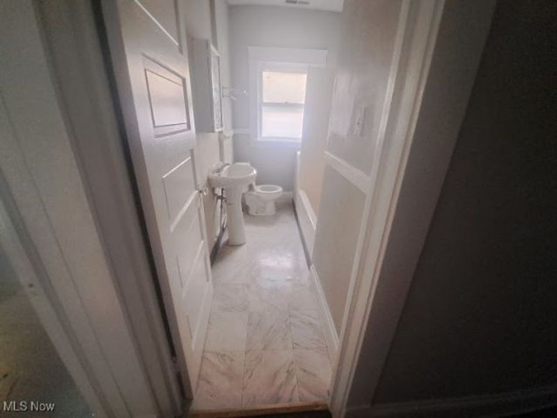 4316 Pearl Road, Cleveland, OH 44109 Photo 30