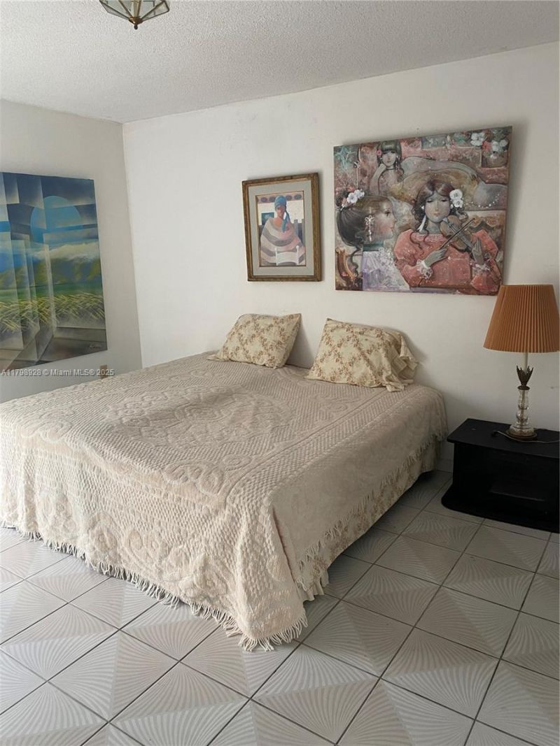 1400 SW 27th Ave, Unit 202, Miami, FL 33145 Photo