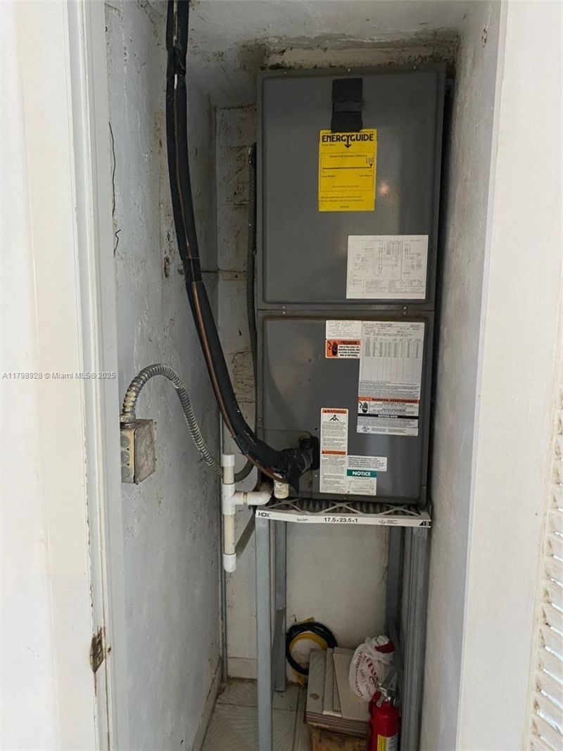 1400 SW 27th Ave, Unit 202, Miami, FL 33145 Photo