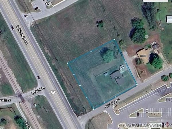 1 S State Highway 51 Highway, Coweta, OK 74429