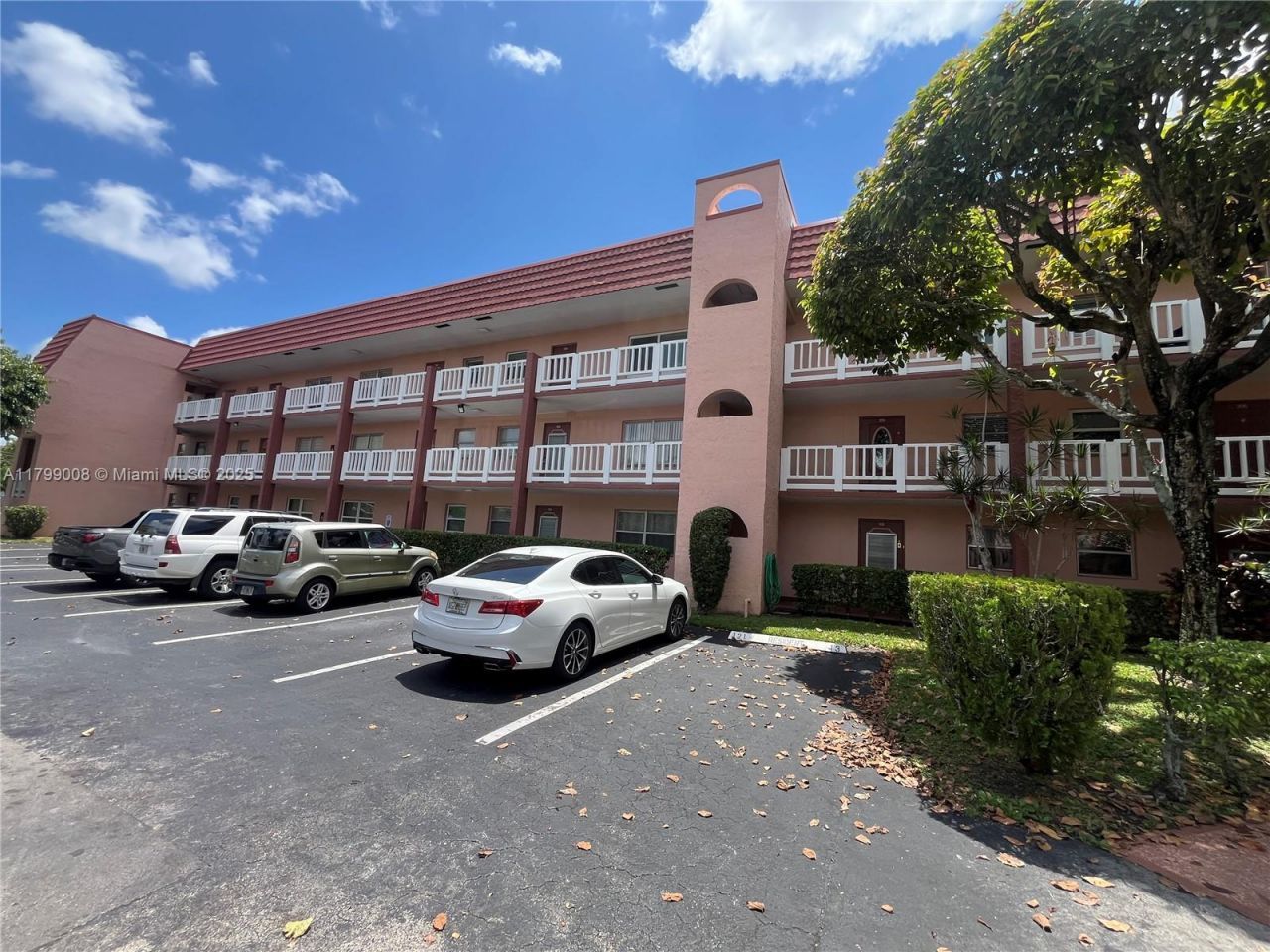 9420 Sunrise Lakes Blvd, Unit 106, Sunrise, FL 33322 Photo