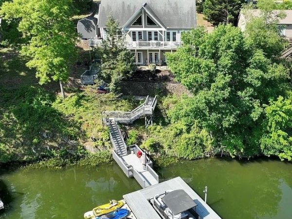 126 Strand Road, New London, NC 28127