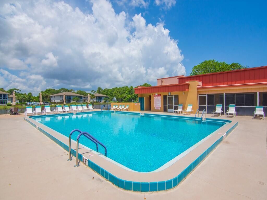 23 Lake Vista 207 Trail W, Unit 207, Port Saint Lucie, FL 34952 Photo