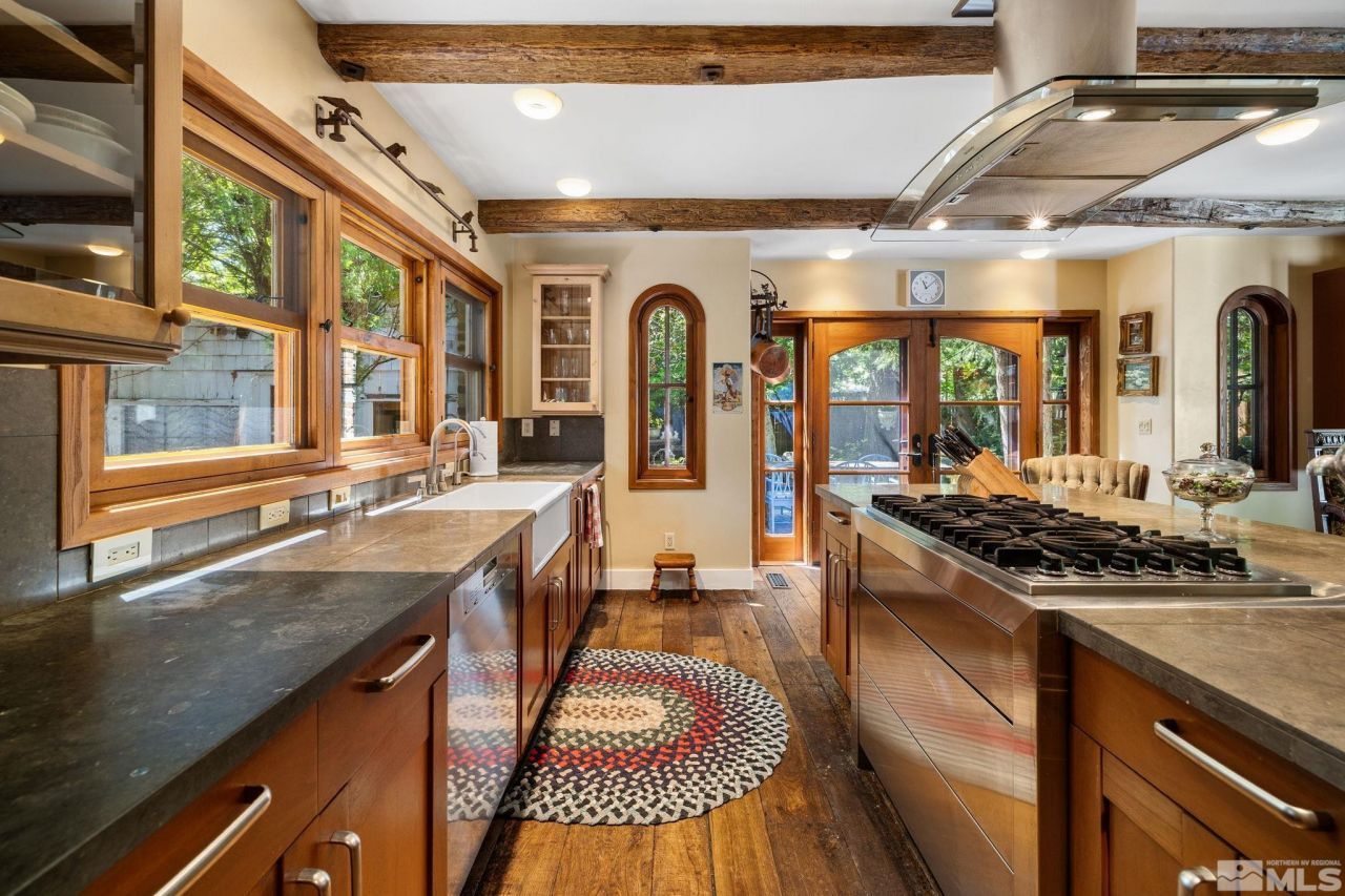 1555 S Marsh Avenue, Reno, NV 89509 Photo