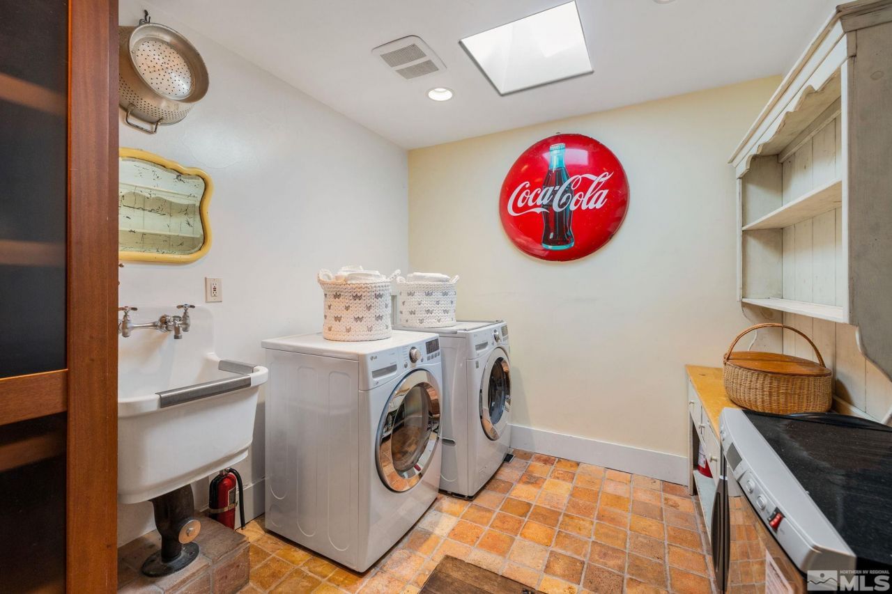 1555 S Marsh Avenue, Reno, NV 89509 Photo