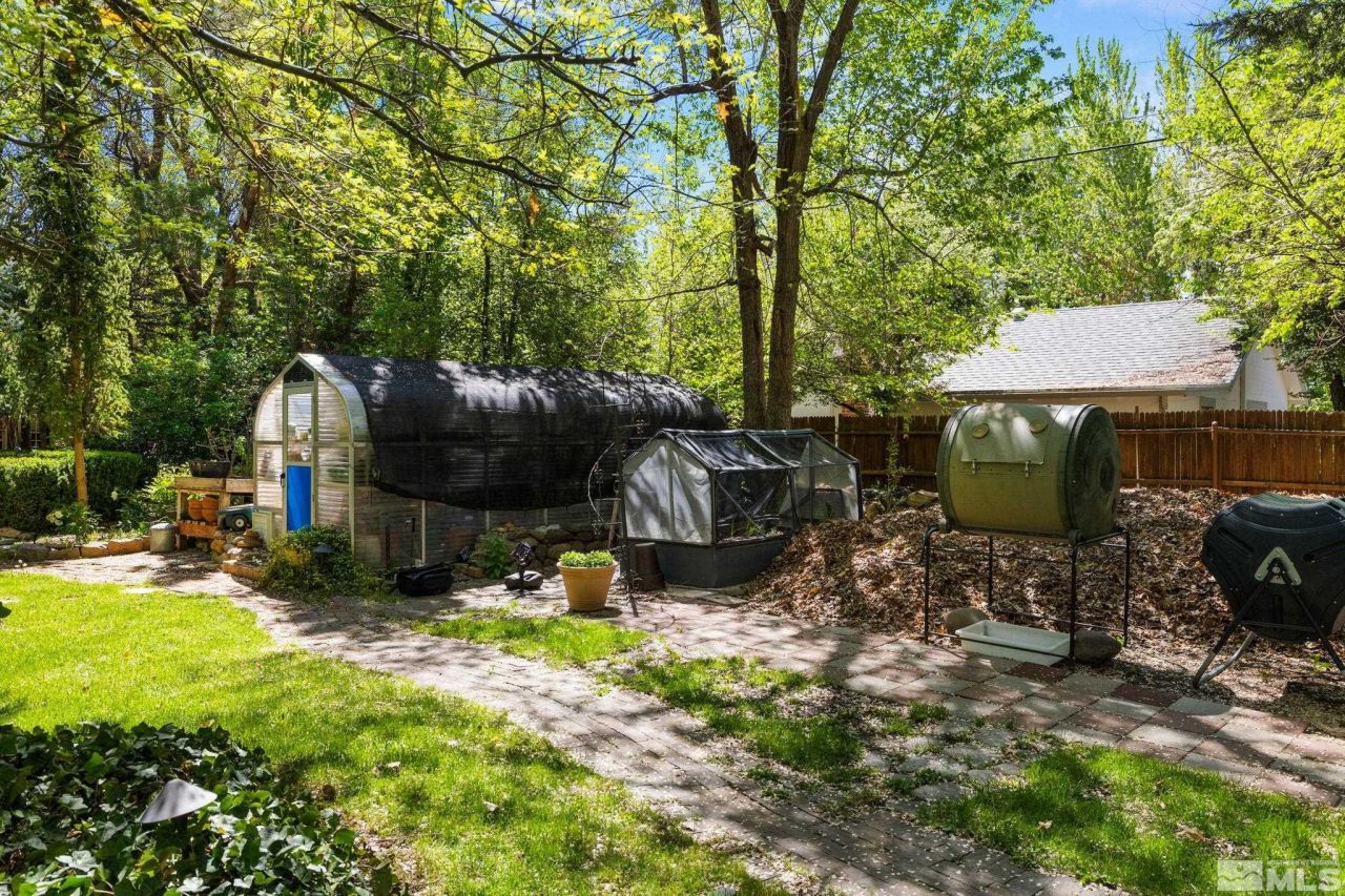 1555 S Marsh Avenue, Reno, NV 89509 Photo