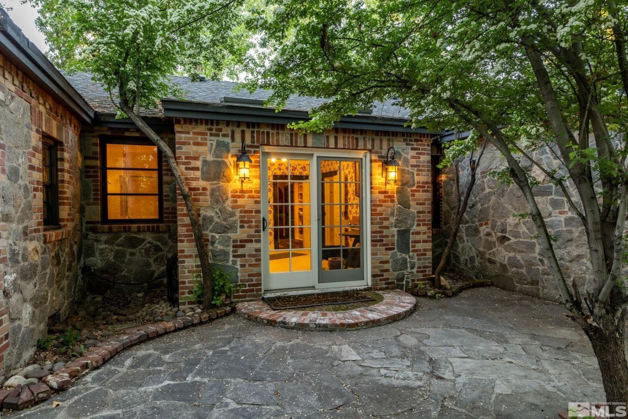 1555 S Marsh Avenue, Reno, NV 89509 Photo