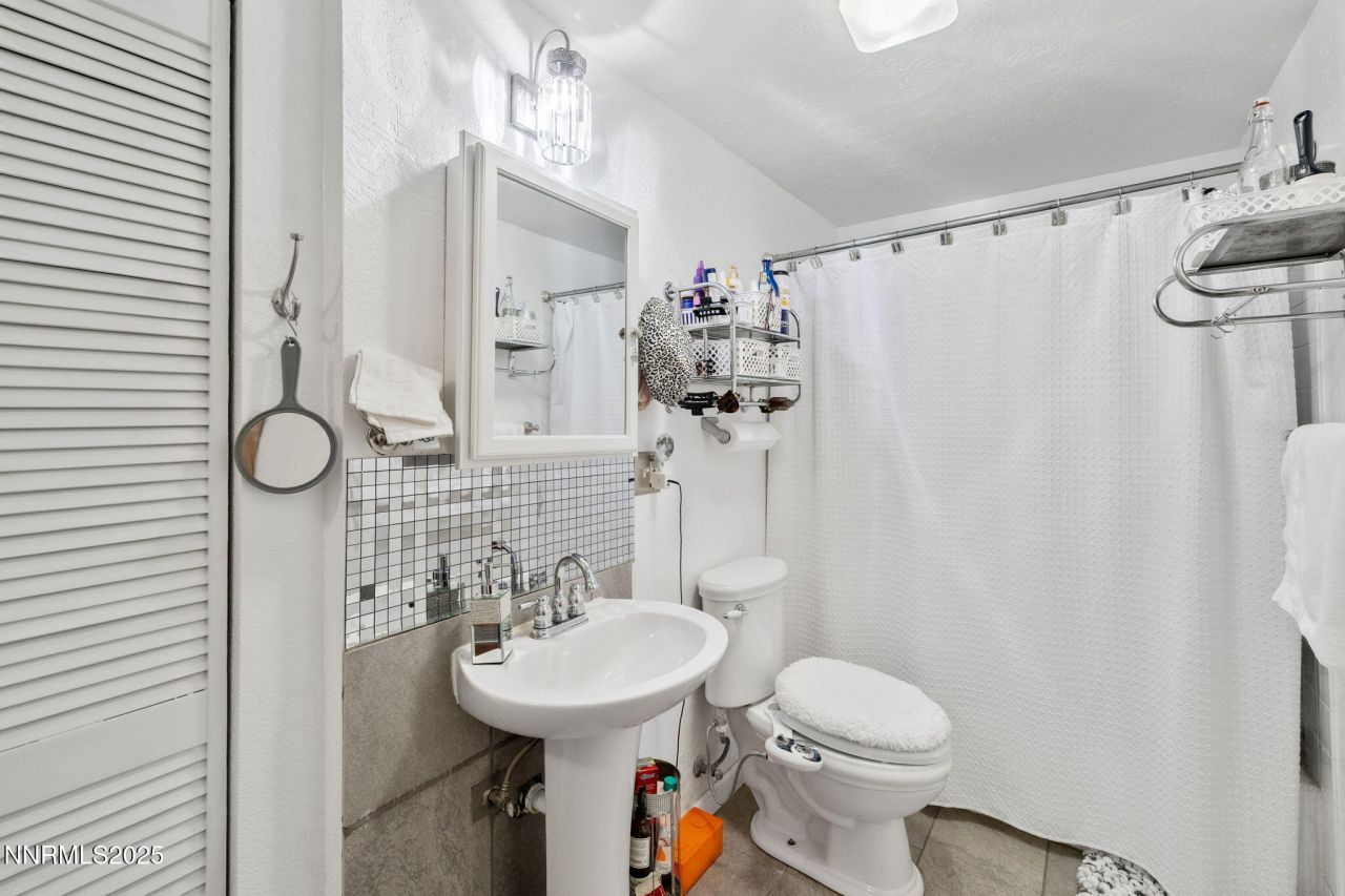 1555 S Marsh Avenue, Reno, NV 89509 Photo