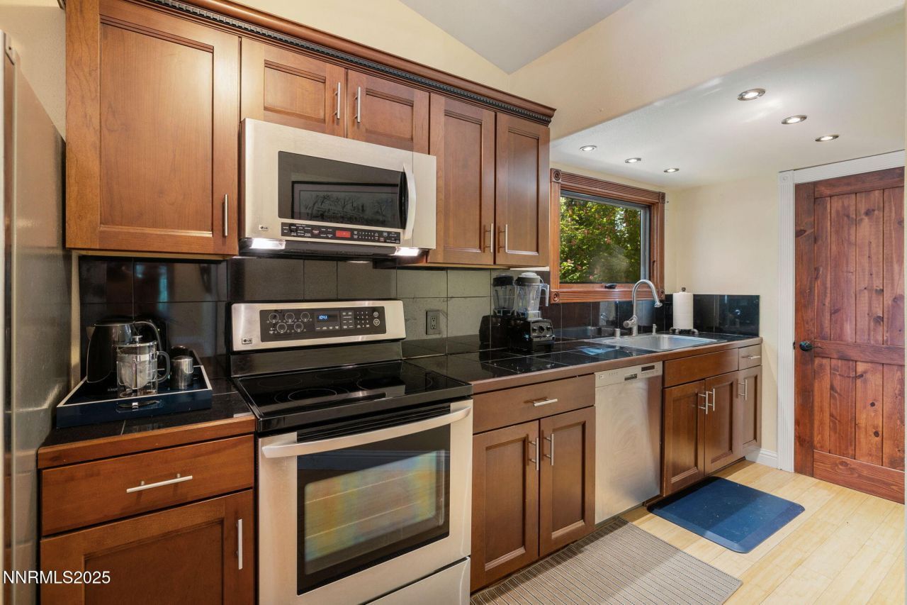 1555 S Marsh Avenue, Reno, NV 89509 Photo