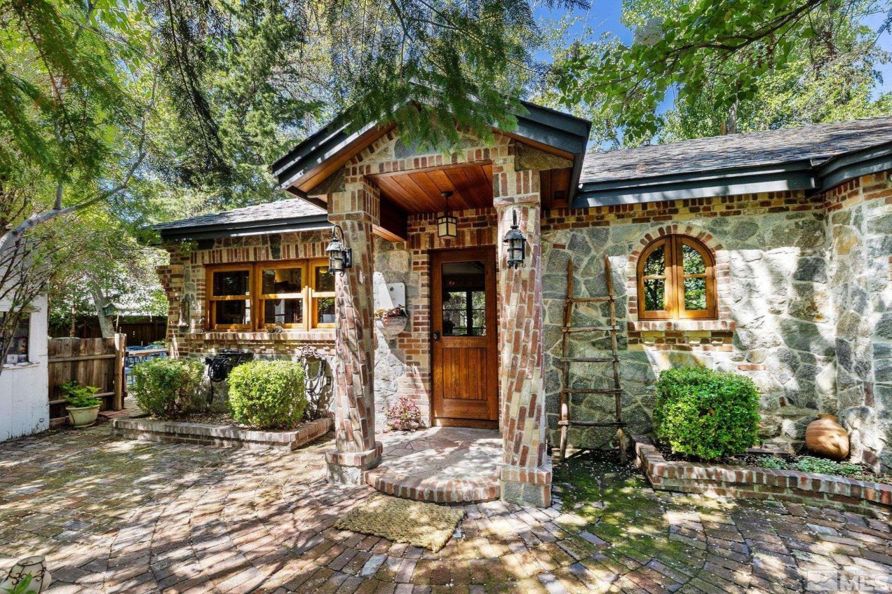 1555 S Marsh Avenue, Reno, NV 89509 Photo