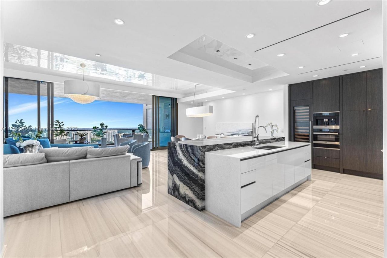 17901 Collins Ave, Unit 3806, Sunny Isles Beach, FL 33160 Photo