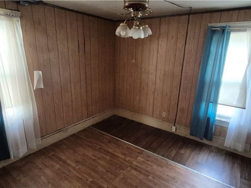 2201 E 36th Street, Cleveland, OH 44115 Photo 10