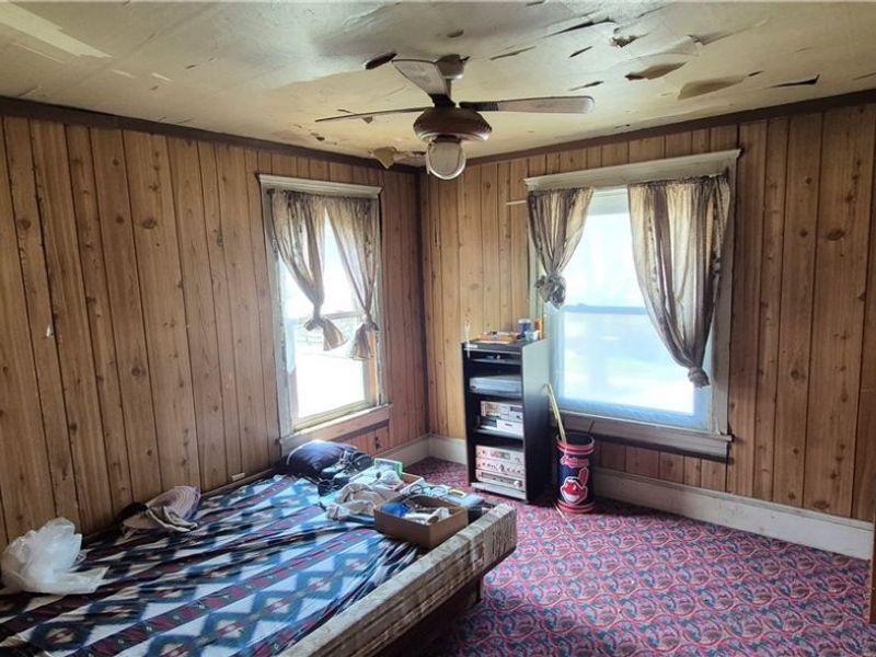 2201 E 36th Street, Cleveland, OH 44115 Photo 11