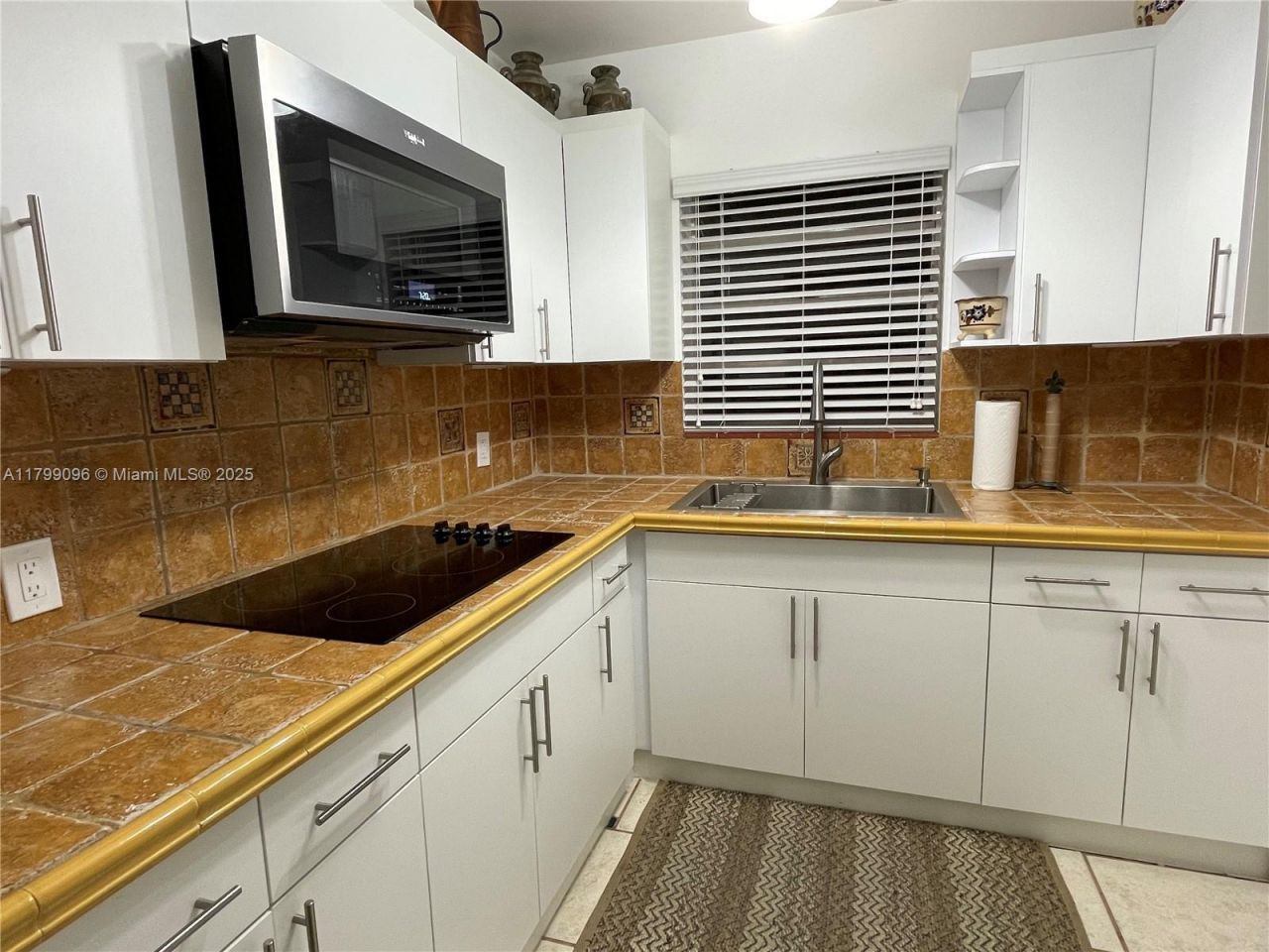 63 NW 51st Ave, Unit 63, Miami, FL 33126 Photo