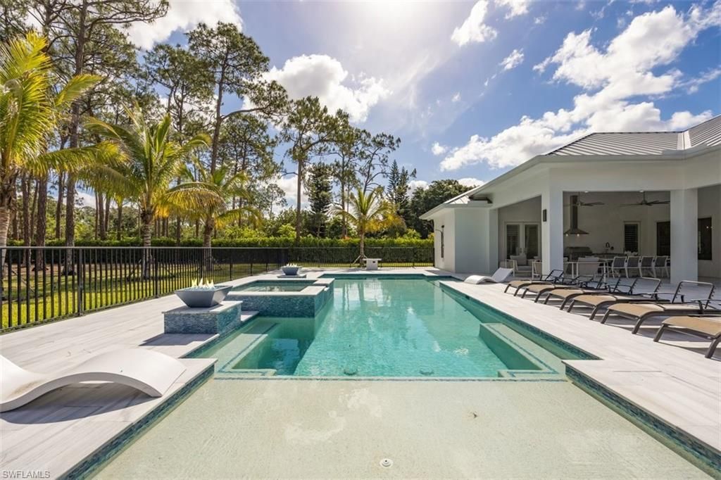 6145 Sea Grass Ln, Naples, FL 34116 Photo