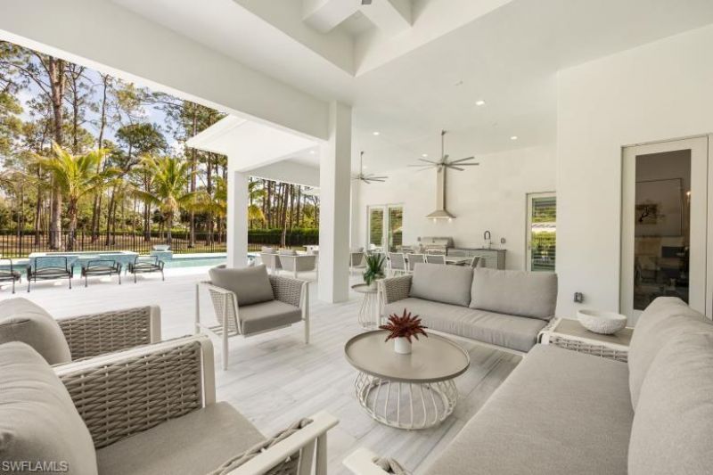 6145 Sea Grass Ln, Naples, FL 34116 Photo