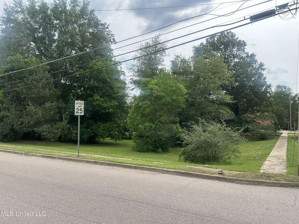 N East St Street, Mendenhall, MS 39114