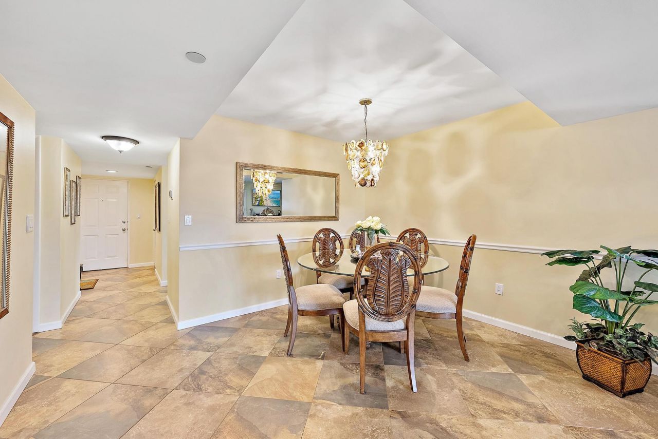 533 Oak Harbour Drive, Unit 533, Juno Beach, FL 33408 Photo