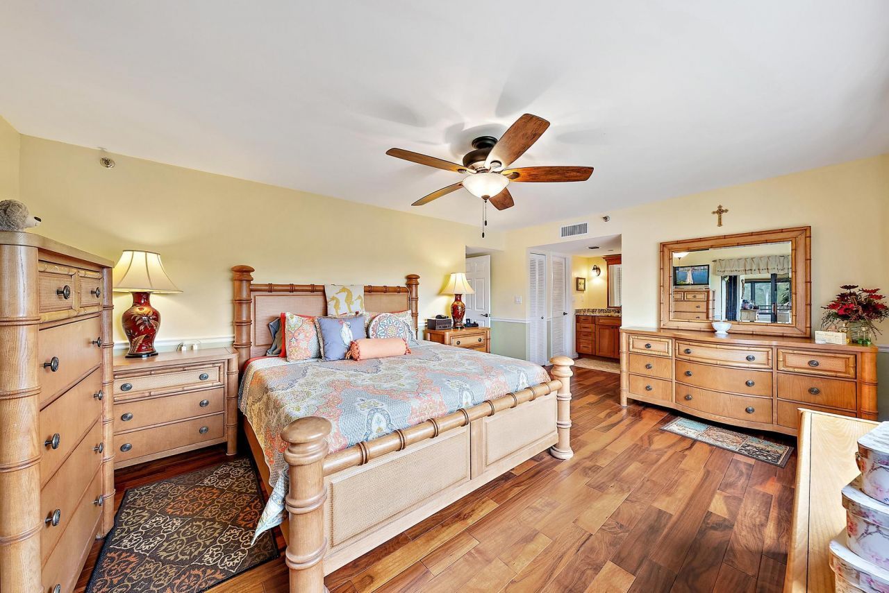 533 Oak Harbour Drive, Unit 533, Juno Beach, FL 33408 Photo