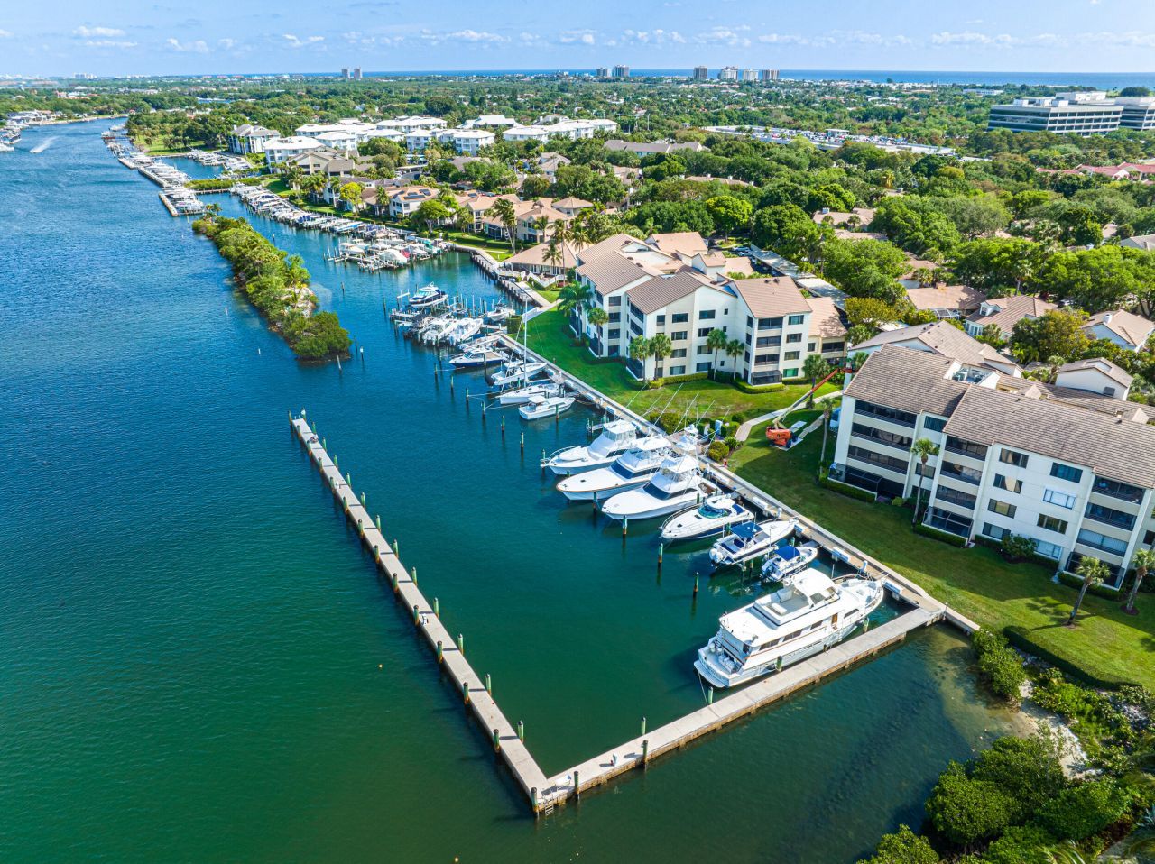 533 Oak Harbour Drive, Unit 533, Juno Beach, FL 33408 Photo