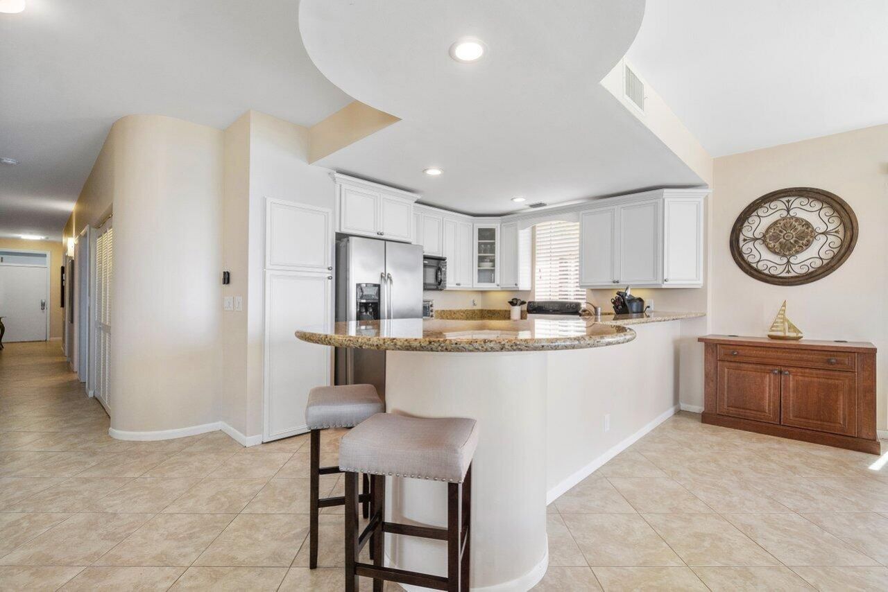 120 Inlet Way, Unit 204, Palm Beach Shores, FL 33404 Photo