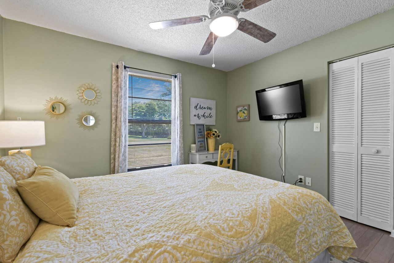 15739 N 75th Way N, Palm Beach Gardens, FL 33418 Photo