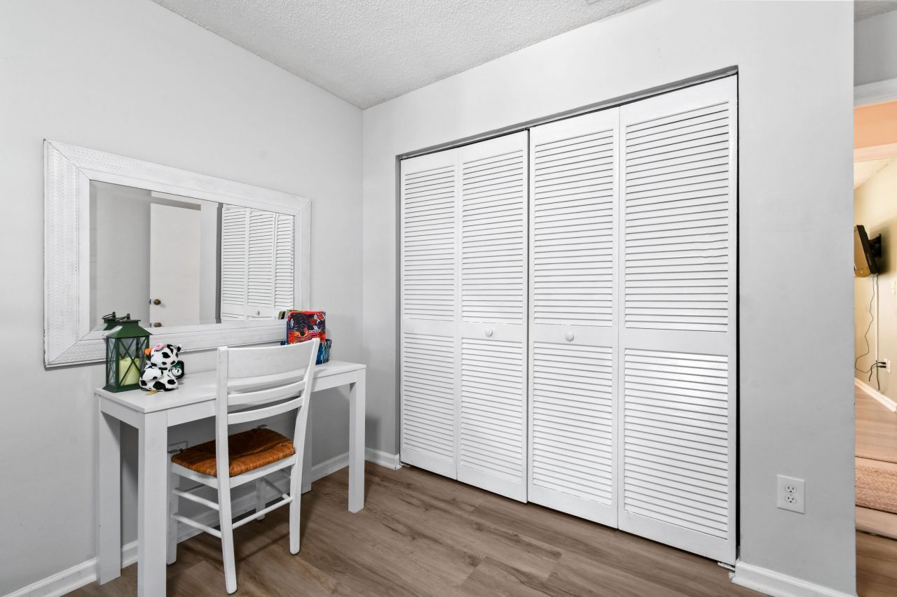 15739 N 75th Way N, Palm Beach Gardens, FL 33418 Photo