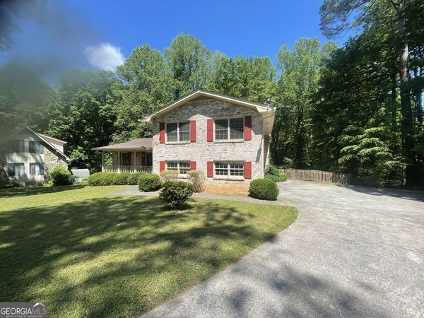 780 Sweet Briar Trail SE, Conyers, GA 30094