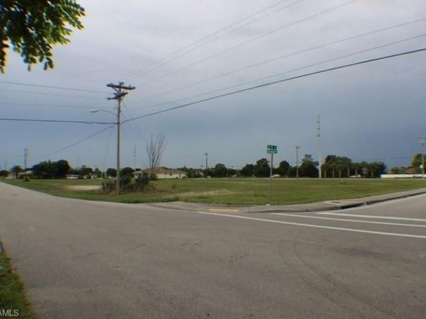 CAPE CORAL, FL 33990