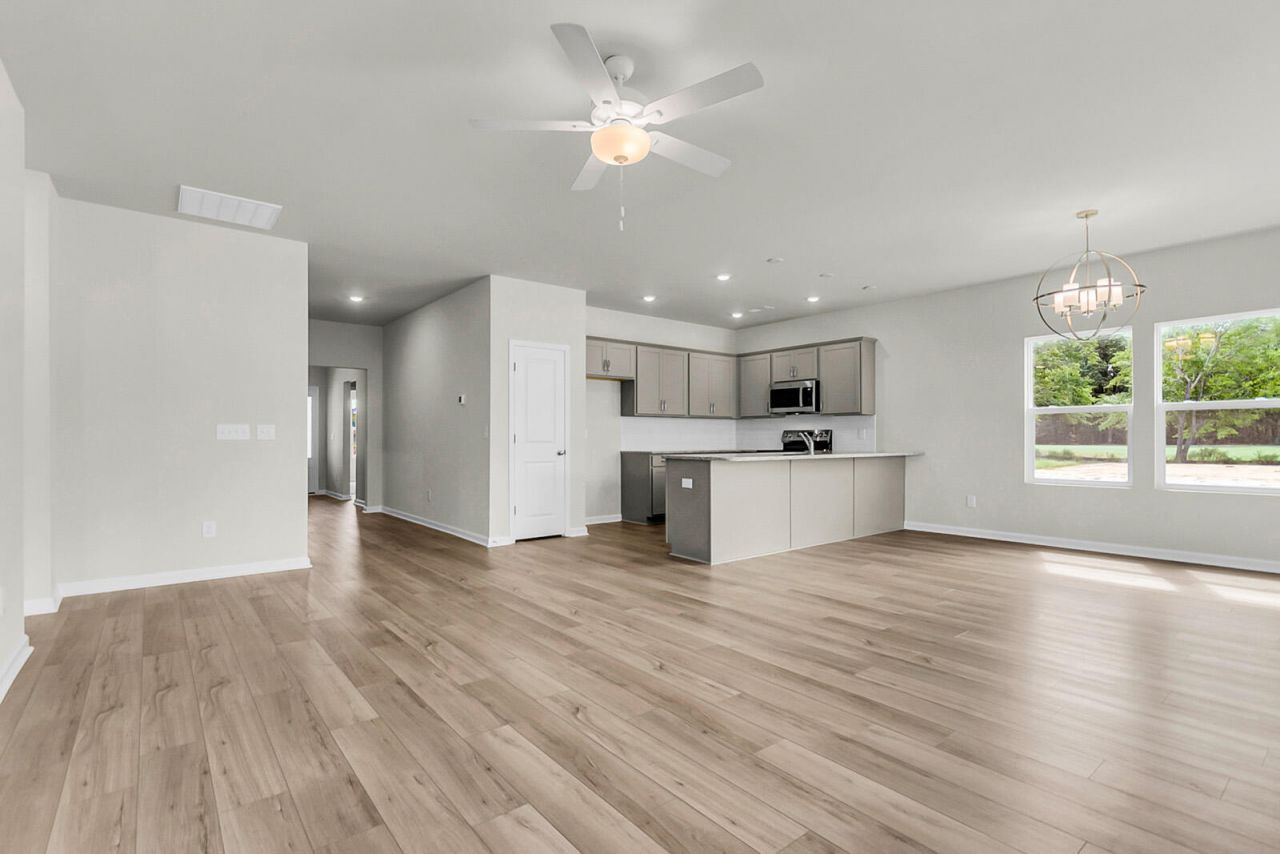 1001 Par Three Court Photo 10