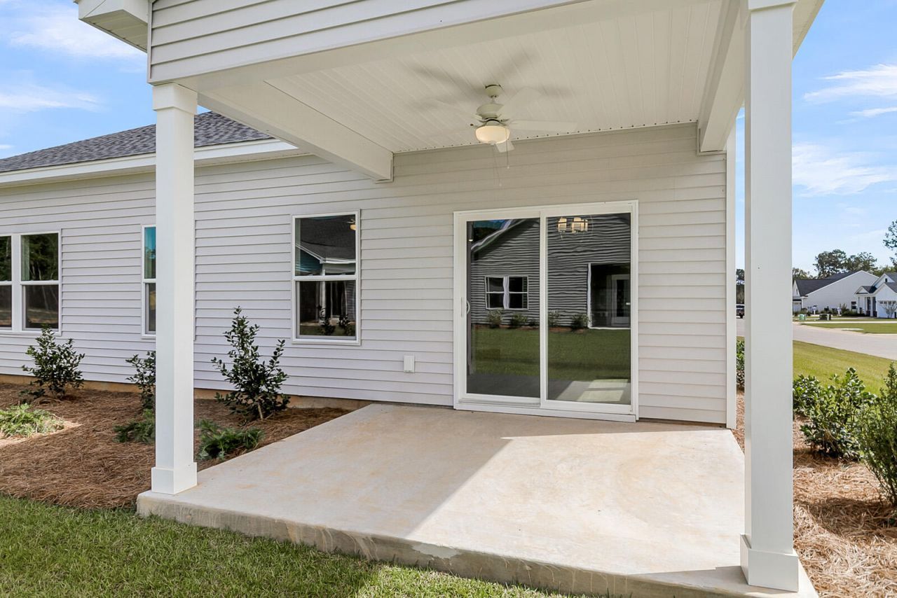 1001 Par Three Court Photo 16