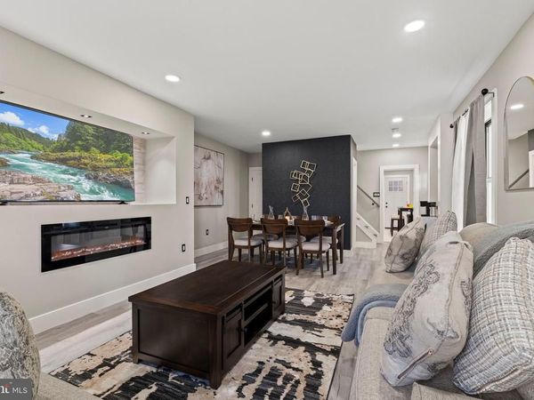 124 W MASTER STREET, PHILADELPHIA, PA 19122