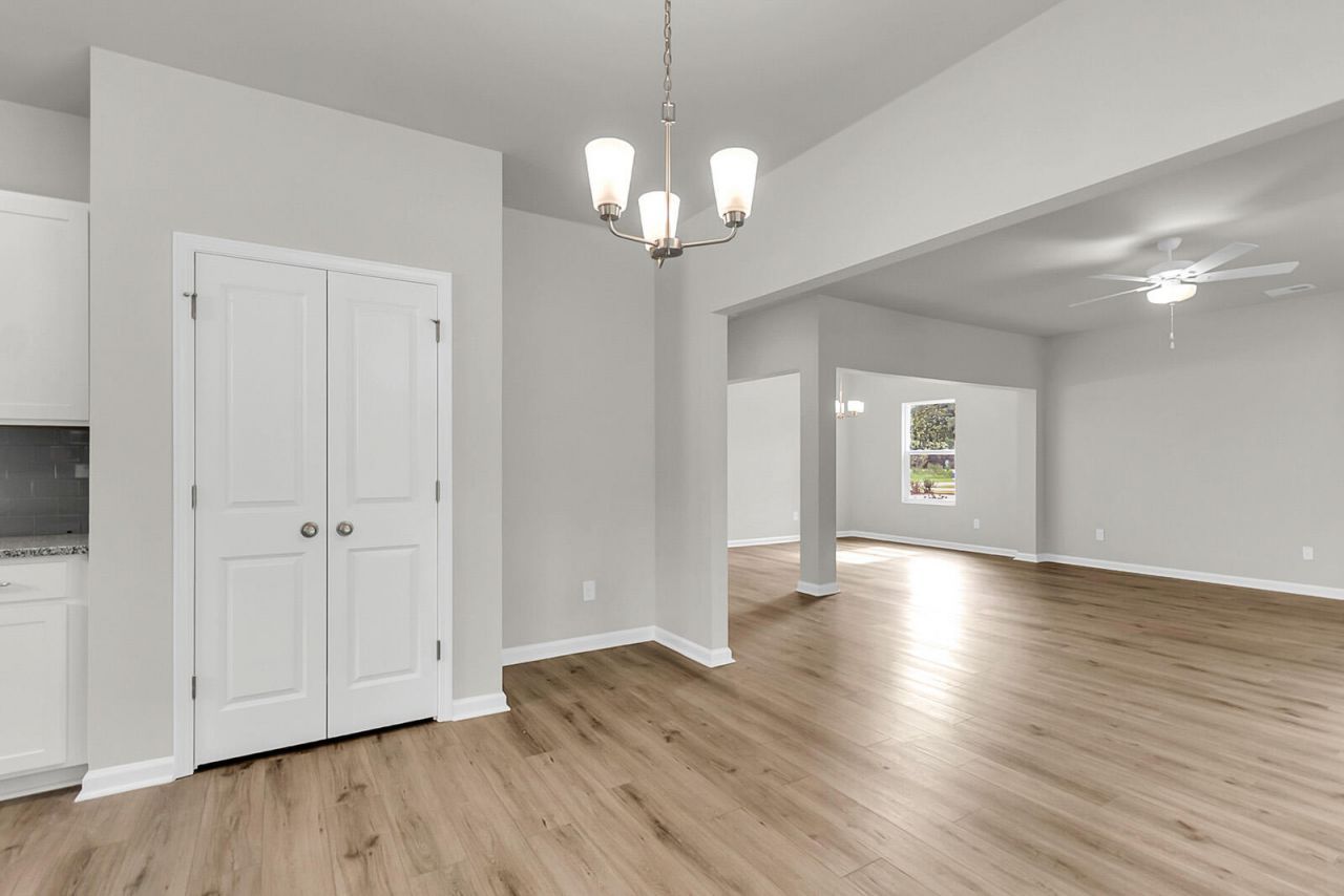 1915 Deercreek Drive Photo 11