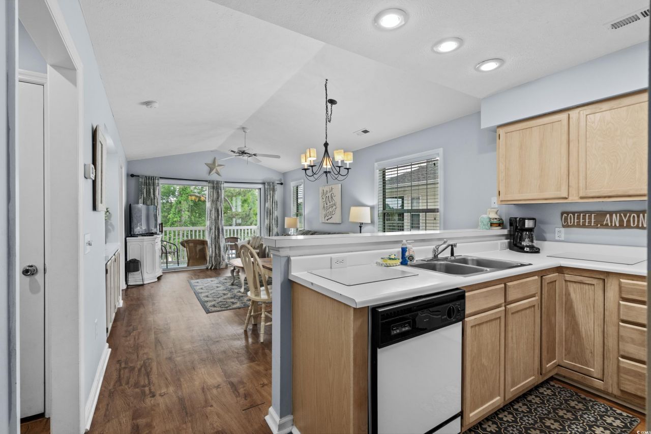 453 Red River Ct. Photo 12