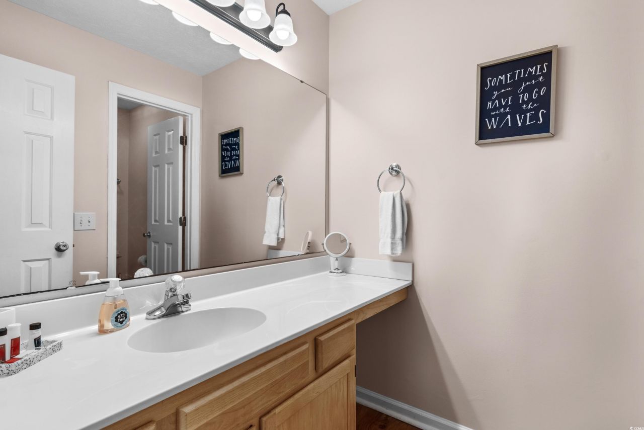 453 Red River Ct. Photo 29