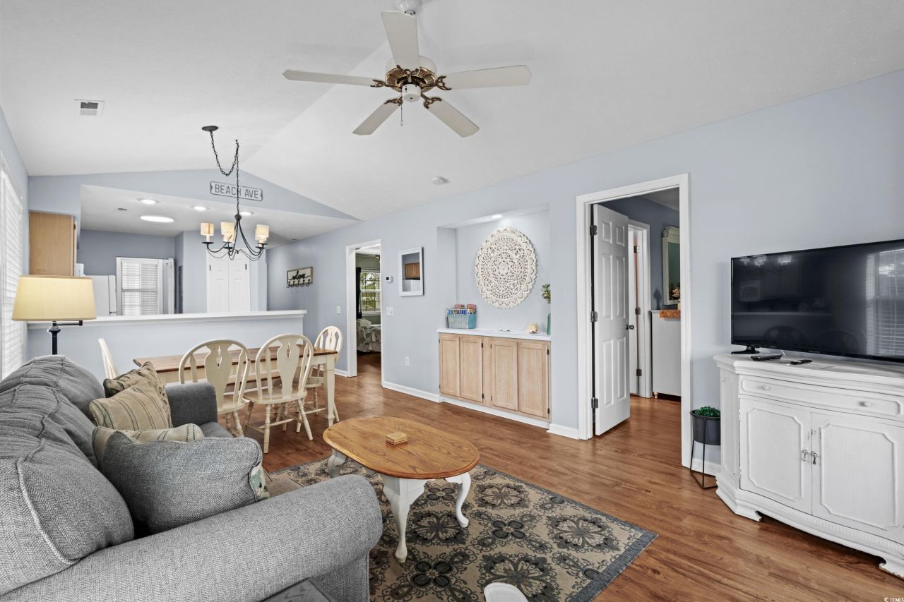 453 Red River Ct. Photo 34