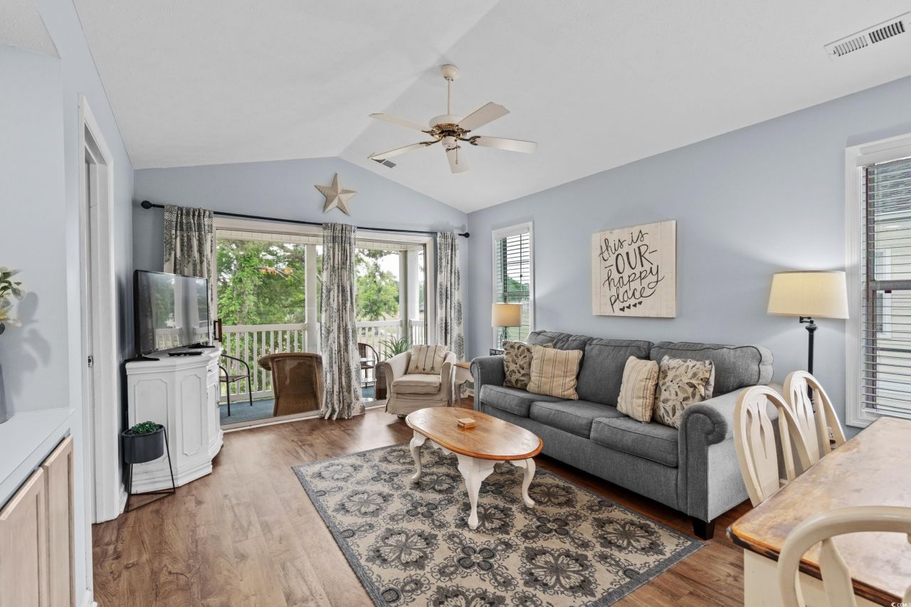 453 Red River Ct. Photo 35