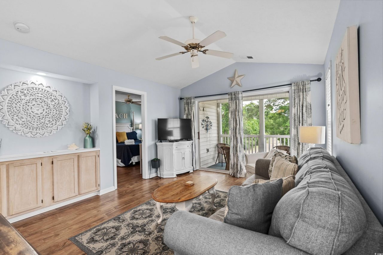 453 Red River Ct. Photo 36
