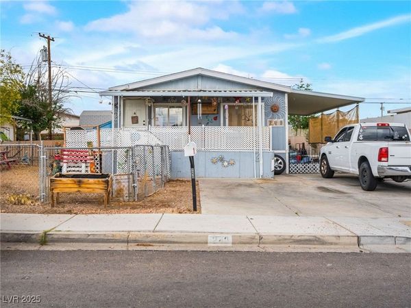 240 Navajo Drive, Henderson, NV 89015