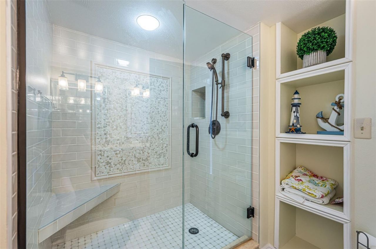 6081 Bahia Del Mar Circle, Unit 456, Saint Petersburg, FL 33715 Photo