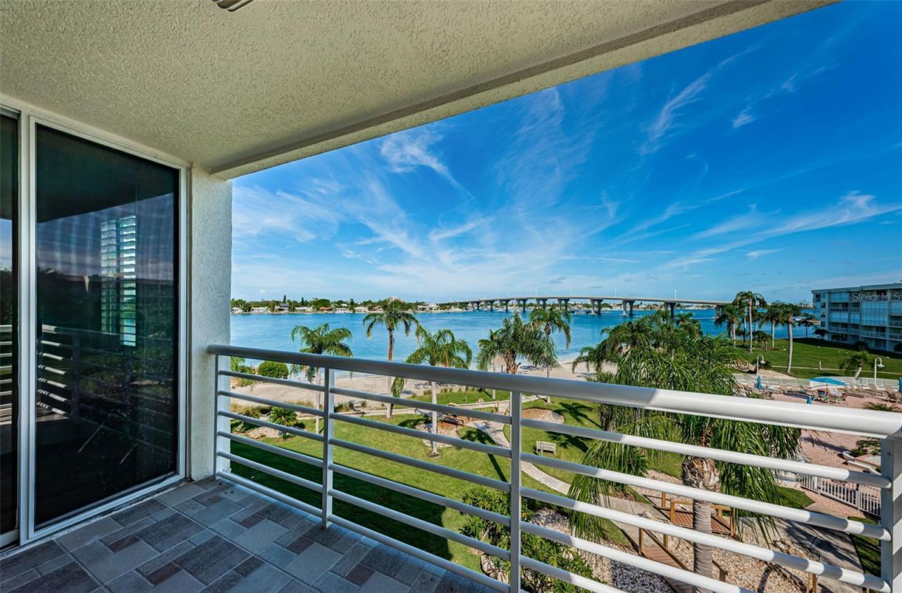 6081 Bahia Del Mar Circle, Unit 456, Saint Petersburg, FL 33715 Photo