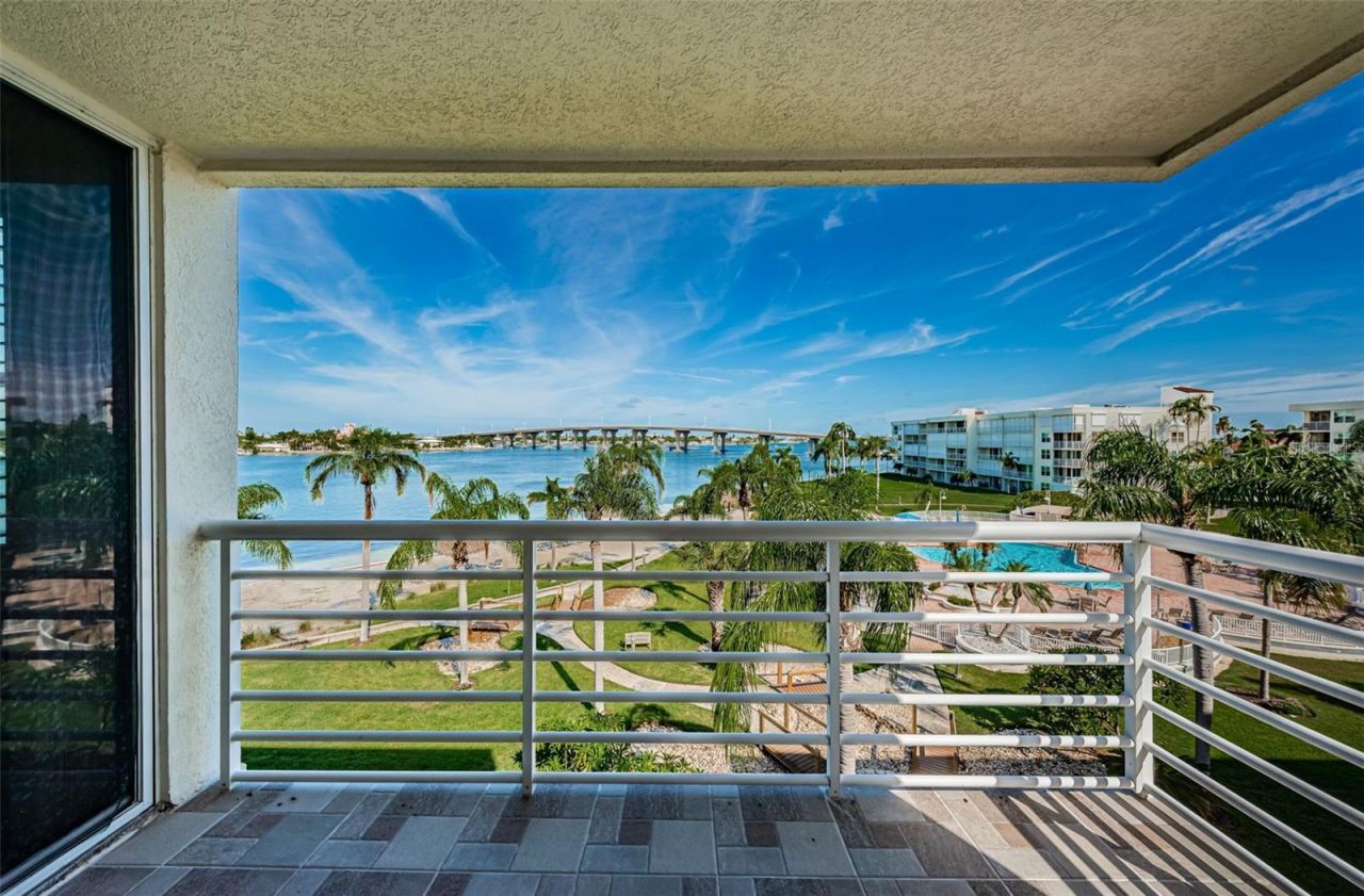 6081 Bahia Del Mar Circle, Unit 456, Saint Petersburg, FL 33715 Photo