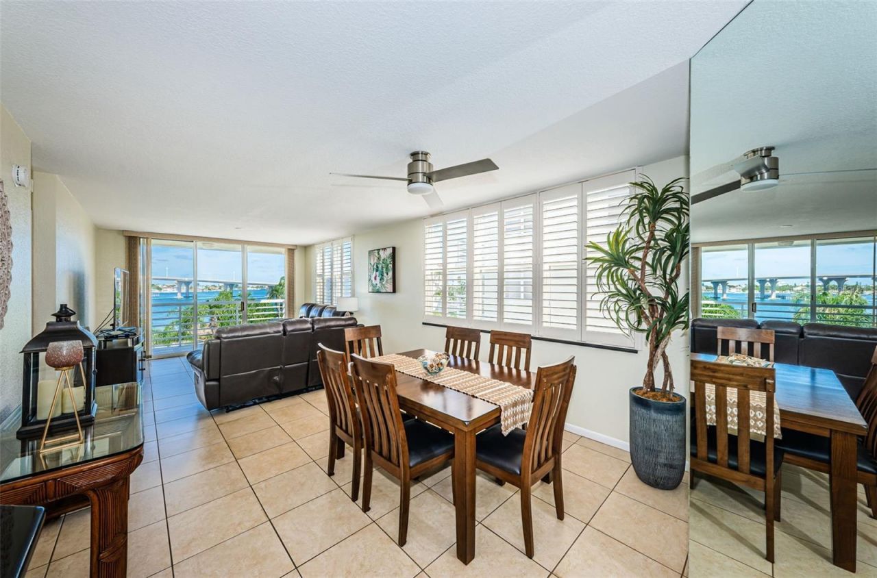 6081 Bahia Del Mar Circle, Unit 456, Saint Petersburg, FL 33715 Photo