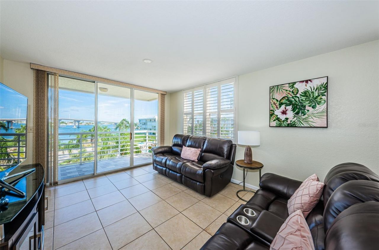 6081 Bahia Del Mar Circle, Unit 456, Saint Petersburg, FL 33715 Photo