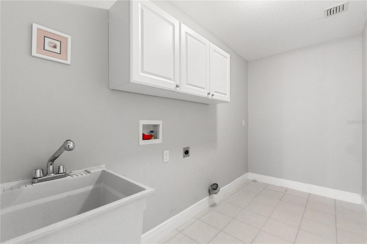 430 Bywater Drive, Orlando, FL 32839 Photo