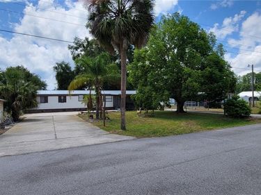 100 PINE DRIVE, KENANSVILLE, FL 34739