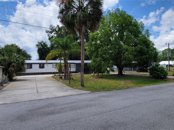 100 PINE DRIVE, KENANSVILLE, FL 34739