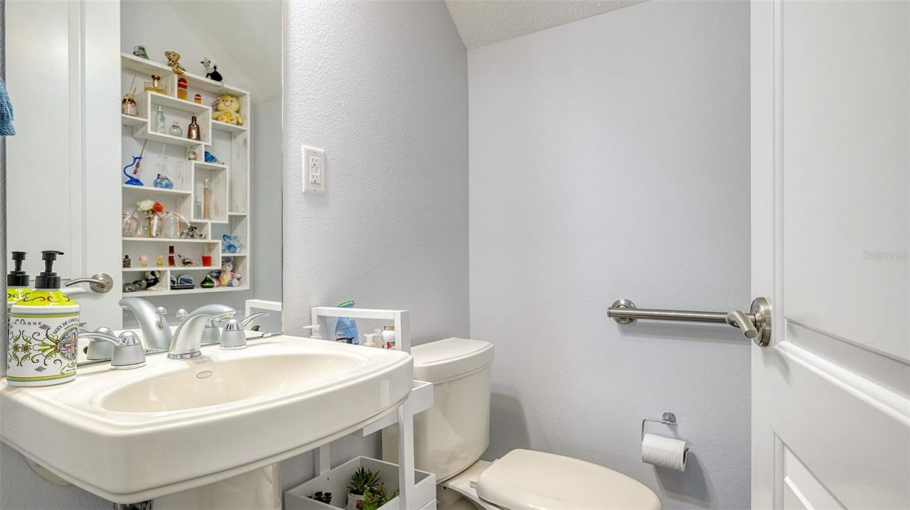 235 Cocoanut Avenue, Unit 108B, Sarasota, FL 34236 Photo