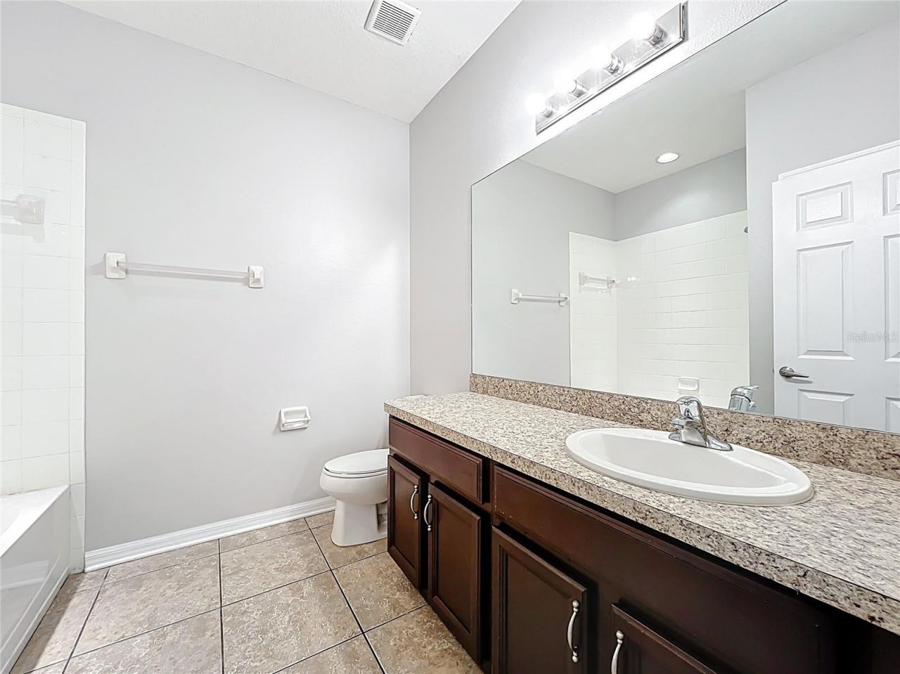 1401 Parker Den Drive, Ruskin, FL 33570 Photo