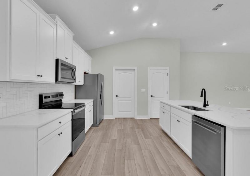 2649 SW 176th Loop, Ocala, FL 34473 Photo